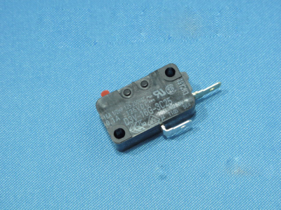 МИКРОВЫКЛЮЧАТЕЛЬ